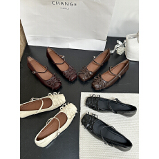 批发内增高方头玛丽珍单鞋女鞋子2026新款春秋季配裙子黑色百搭通勤鞋