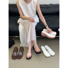 批发小个子厚底增高透明带一字拖鞋女<b class='q'>夏</b>季新款韩版波点风时尚凉拖凉鞋