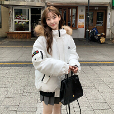 批发<b class='q'>韩国</b>ins工装羽绒服女张元英同款派克服复古港风小众情侣户外外套