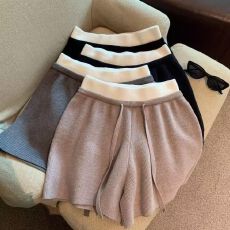 批发包芯纱日韩复古松紧腰针织短裤女秋冬外穿百搭显瘦阔腿靴裤子