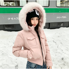 批发2026新款超好看口袋短款连帽大毛领羽绒棉服女保暖冬季外套女