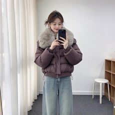 批发花花媛 冬宜密雪2026羽绒棉服女冬加厚保暖狐狸毛领短款外套