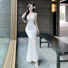 批发名媛气质性感名媛高感级修身显瘦无袖挂脖长款蕾丝连衣裙