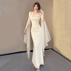 批发2026新款<b class='q'>网纱</b>长款裙子修身显瘦打底吊带包臀<b class='q'>连衣裙</b>袖子可以拆