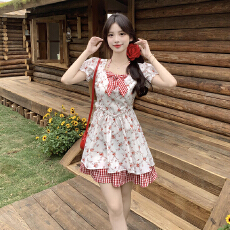 批发2026夏季新款学院风甜美<b class='q'>可爱</b>蝴蝶结格纹拼接碎花<b class='q'>连衣裙</b>