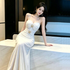 批发法式纯欲风设计长款网纱包臀裙长袖吊带<b class='q'>连衣裙</b>