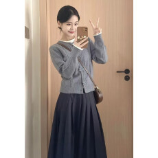 批发实价不减【绵羊绒】蝴蝶结别致纽扣设计<b class='q'>针织衫</b>纯色圆领通勤风上衣