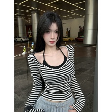 批发辣妹两件套<b class='q'>T</b><b class='q'>恤</b>女装新款秋冬法式条纹V领上衣内搭挂脖胸垫背心外穿