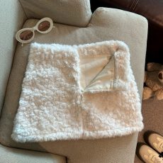 批发原版面料羊羔毛防走光A字包臀裙女秋<b class='q'>冬</b>性感辣妹短裙白色半身裙