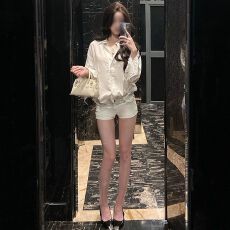 批发已发货 polo领长袖V领<b class='q'>蕾丝</b><b class='q'>衬衫</b>外套女秋季内搭