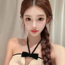 韩式纯欲辣妹设计感白色挂脖背心女装2026夏季撞边镂空抹胸小上