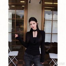 小众设计感修身显瘦长袖T恤女2026秋新款纯色辣妹风镂空百搭上衣