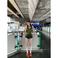 批发<b class='q'>夏季</b>假两件U领波点无袖上衣女修身撞色吊带新款百搭时尚