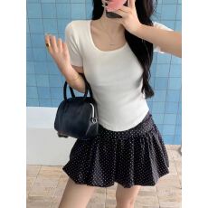 批发螺纹设计感下摆白色正肩T恤女<b class='q'>夏季</b>小众别致修身短袖上