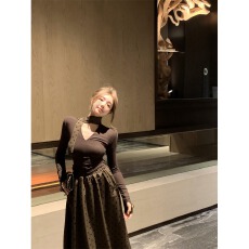 气质御姐范套装女春新款性感V领紧身长袖T恤高腰波点半