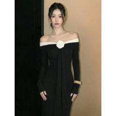法式性感一字肩长袖黑色撞色立体玫瑰礼服女轻熟优雅风长裙子