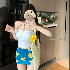 批发黄色绑带挂脖抹胸背心女夏季海边多巴胺穿搭套装包臀半身裙两件
