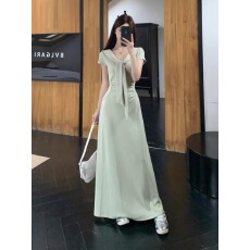批发法式高级感<b class='q'>短袖</b><b class='q'>连衣裙</b>子女夏季新款设计感收腰气质显瘦