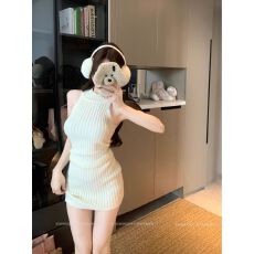 批发纯欲风露背无袖<b class='q'>连衣裙</b>女秋冬打底裙修身包臀短新款百搭