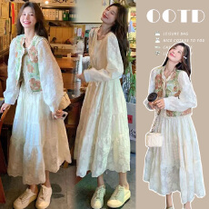 批发孕妇装2026春季新款韩版时尚甜美花朵马甲+重工<b class='q'>绣花</b><b class='q'>连衣裙</b>套装