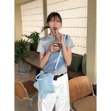 已出货 灰蓝印花修身短袖 T 恤女夏季辣妹风短款显瘦设计感上衣