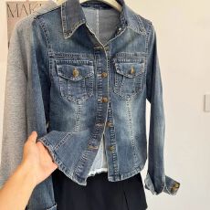 批发复古蓝色长袖衬衫<b class='q'>外套女</b>秋季修身收腰牛仔衬衣设计感气质开衫上衣