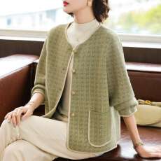 批发妈妈休闲红色短款外套<b class='q'>中年</b>女装春秋装洋气小香风上衣