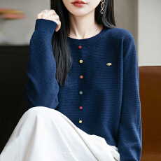 批发彩扣针织打底衫女2025新款春秋内搭上衣洋气<b class='q'>大码</b>女装秋冬毛衣