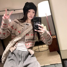 YUYUREAL 小樱桃 费尔岛风全羊毛小开衫复古英伦圆领提花针织衫