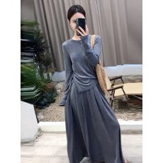 韩版时尚温柔灰色套装裙女2025年秋季新款气质慵懒舒适显瘦两件套
