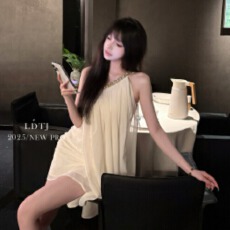 批发LDTJ<b class='q'>原创</b> 秋法式性感修身名媛<b class='q'>设计</b>感重工镶钻斜肩连衣短裙女