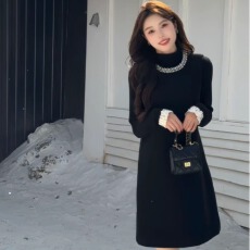 2025新款气质高级感显瘦两件套钉珠时尚法式打底+马甲裙套装