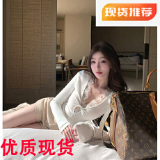 批发OYFF凡凡来咯花酿椰酥纯欲V领蕾丝花边针织打底衫设计感上衣