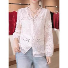 批发2026春新款重工蕾丝刺绣百搭V领打底衫气质