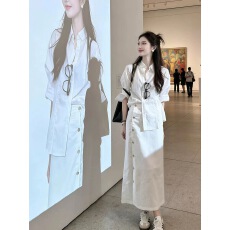 批发老钱风白色衬衫<b class='q'>女</b>早春<b class='q'>新款</b>松弛感百搭时尚棉麻衬衣半身裙两件套