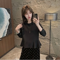 批发荷叶摆云朵<b class='q'>卫衣</b>漂亮出片衣服设计小众独特漂亮小衫潮