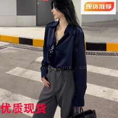 批发黑玫瑰缎面长袖衬衣挺括量感慵懒松弛感黑色衬衫女