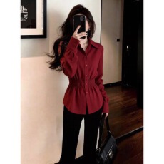 批发洋气时髦简约干练日常通勤显瘦显白红色衬衫女2026春薄款收腰开衫