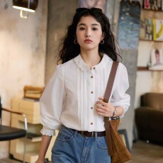 批发法式复古白色花边领<b class='q'>长袖</b><b class='q'>衬衫</b>女春季2026新款显瘦上衣