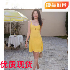 批发韩国夏日甜美洋气冰丝针织连衣裙小个子纯欲辣妹<b class='q'>夜店</b>风黄色吊带裙