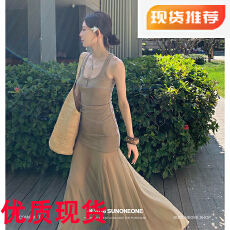 批发SUNONEONE 真两件法式修身针织吊带<b class='q'>连衣裙</b><b class='q'>女</b>春季设计感大裙摆长<b class='q'>裙</b>