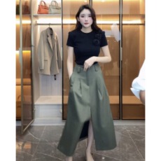 批发气质花朵半高领正肩短袖t恤女春季新款欧货洋气修身显瘦短款上衣