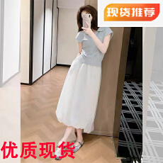 批发2026超火一整套ootd穿搭初夏独特绝美减龄小上衣半身裙两件套装女