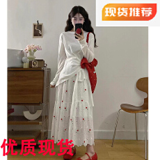 批发2026新款超火一整套ootd穿搭休闲早春漂亮小个子半身裙两件套装女