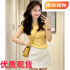 批发夏装搭配一整套2026新款气质辣妹清纯系修身上衣初恋波点短裙女装