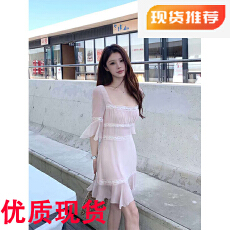 批发周壹 EEONE5.30/10:00am Lace浅袖 有袖喇叭收腰方领显瘦<b class='q'>连衣裙</b>