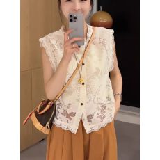 批发2026夏季高级感气质轻奢无袖马甲夏季薄款蕾丝拼接花边领坎肩外套