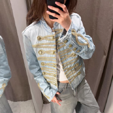 批发2026秋季新品圆领纽扣装饰海盗爷拿破仑牛仔短外套女
