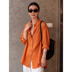批发户外休闲风橘色翻领长袖<b class='q'>衬衫</b>女<b class='q'>夏季</b>装显白松驰款气质防晒外搭上衣