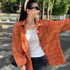 批发美式复古格纹设计感长袖衬衫秋季新款气质修身显瘦宽松上衣女
